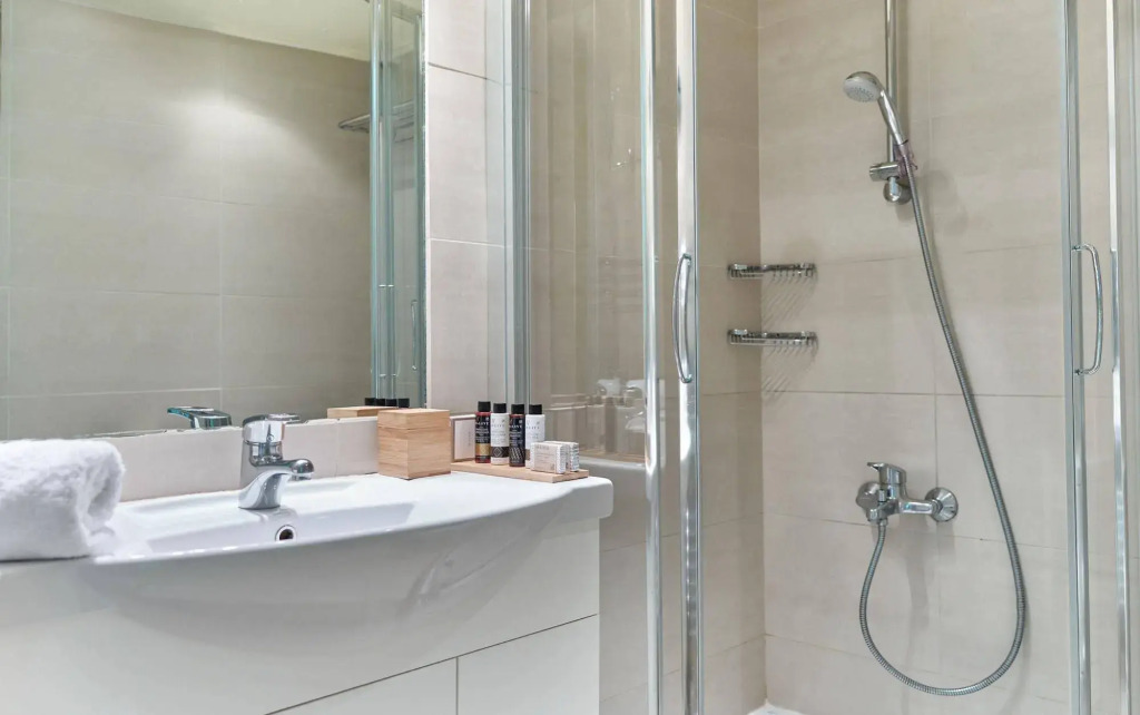 Blazer Suites Hotel