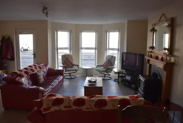 46 West Strand Avenue