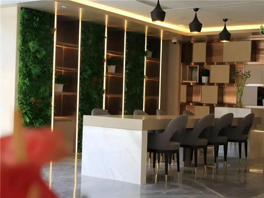 Lavande Hotel (Shanghai Hongfang Development Center)
