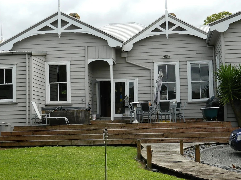 The Villa Bed And Breakfast