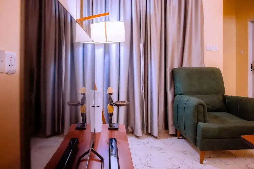 Uncle P's Apartment