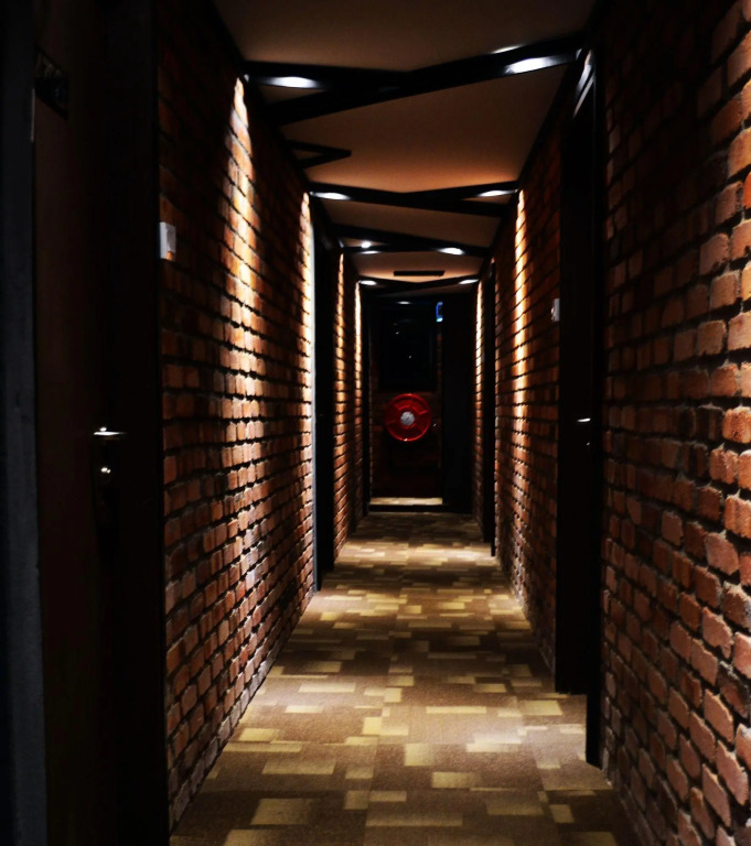 Bunker Hotel & Restaurant
