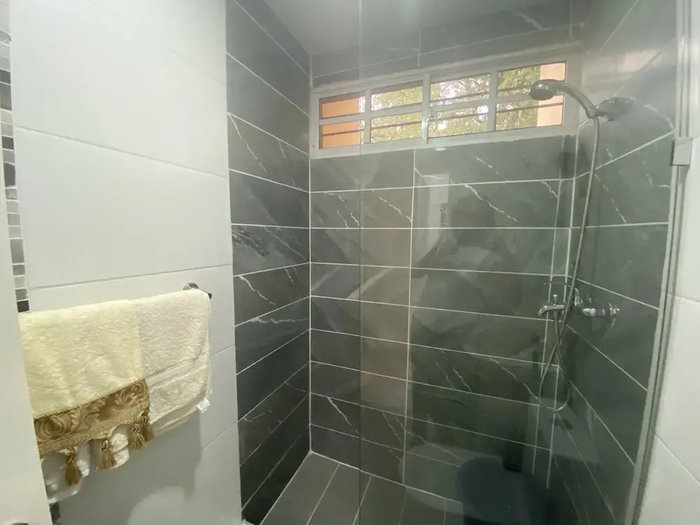 7DR Apt in Prime Location Near Monumental Area