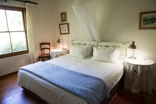 Acacia Cottage