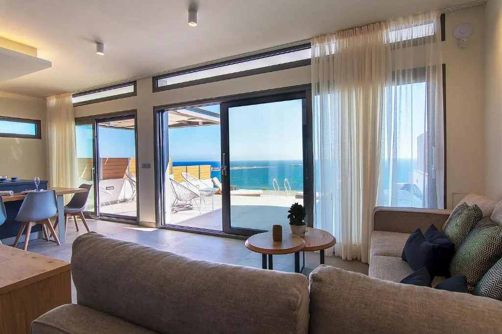 Amphitheatre Suites