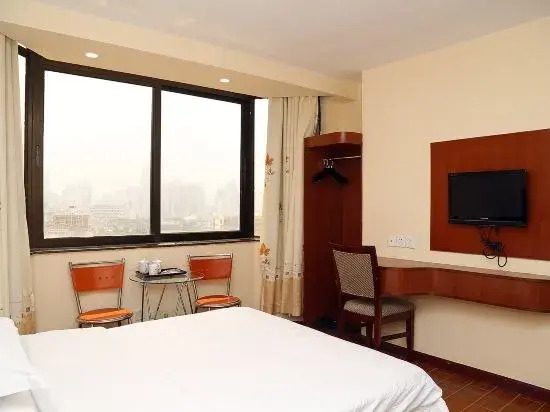 Xinyi Selection Hotel (Shenzhen Dongmen Store)