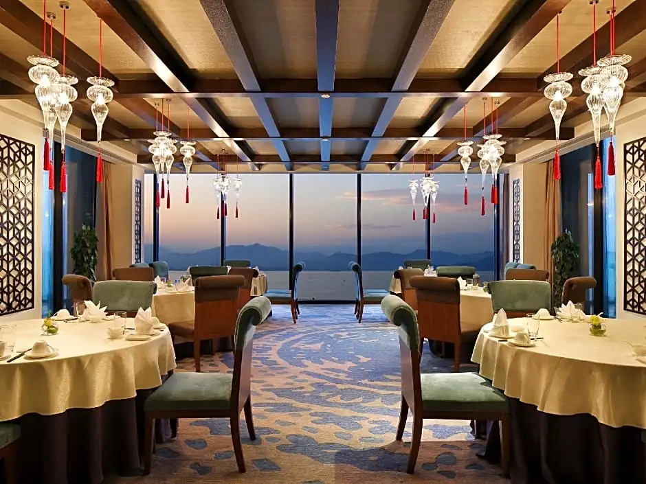 Crowne Plaza Huangshan Taiping Lake