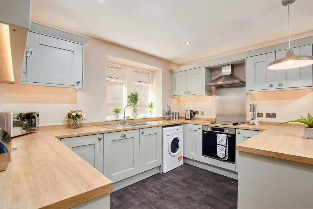 Stunning Central Gems of Harrogate - Sleeps 18!