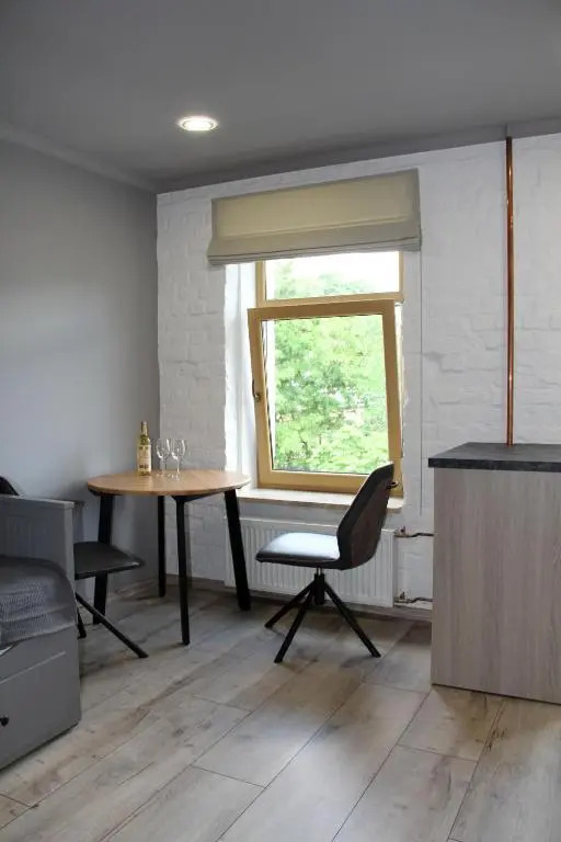 Quiet loft with free parking