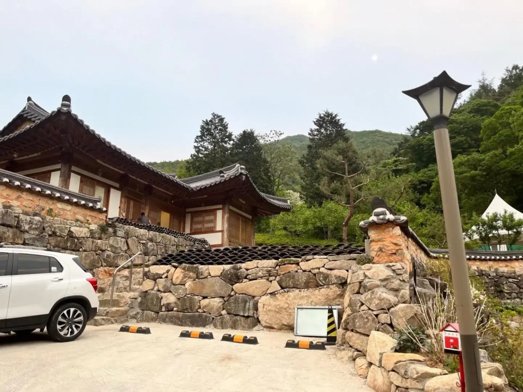 Wanju Hanok Pension Hyurim