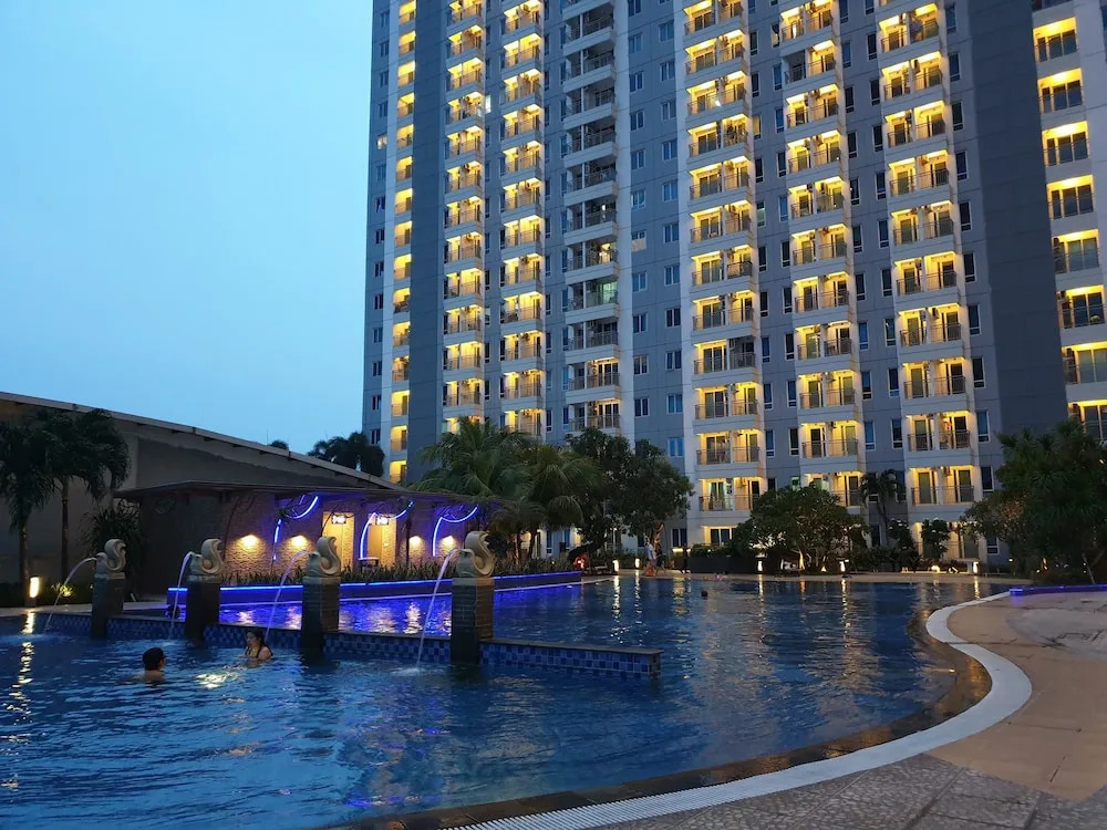 Cosmy Orchard Pool View at Pakuwon Mall