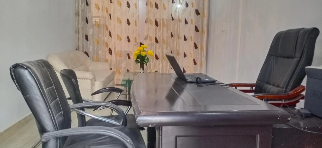 Sujhavs Hotel