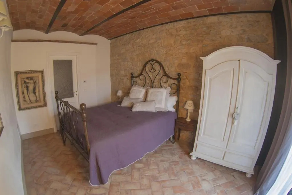 Borgo di Vezzano