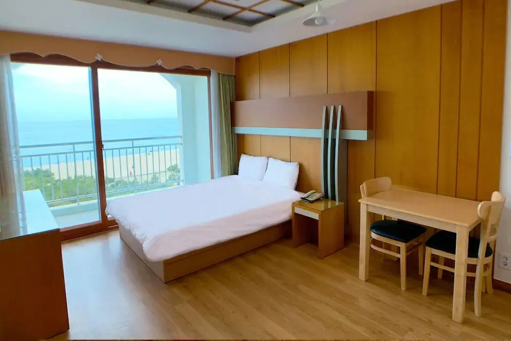 Beachvill Condotel
