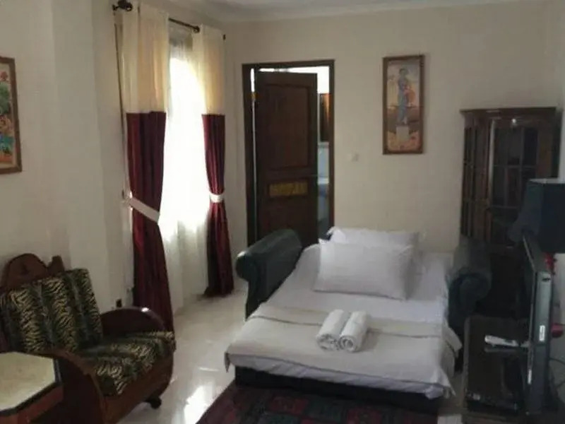 Ciwulan 36 Guest House