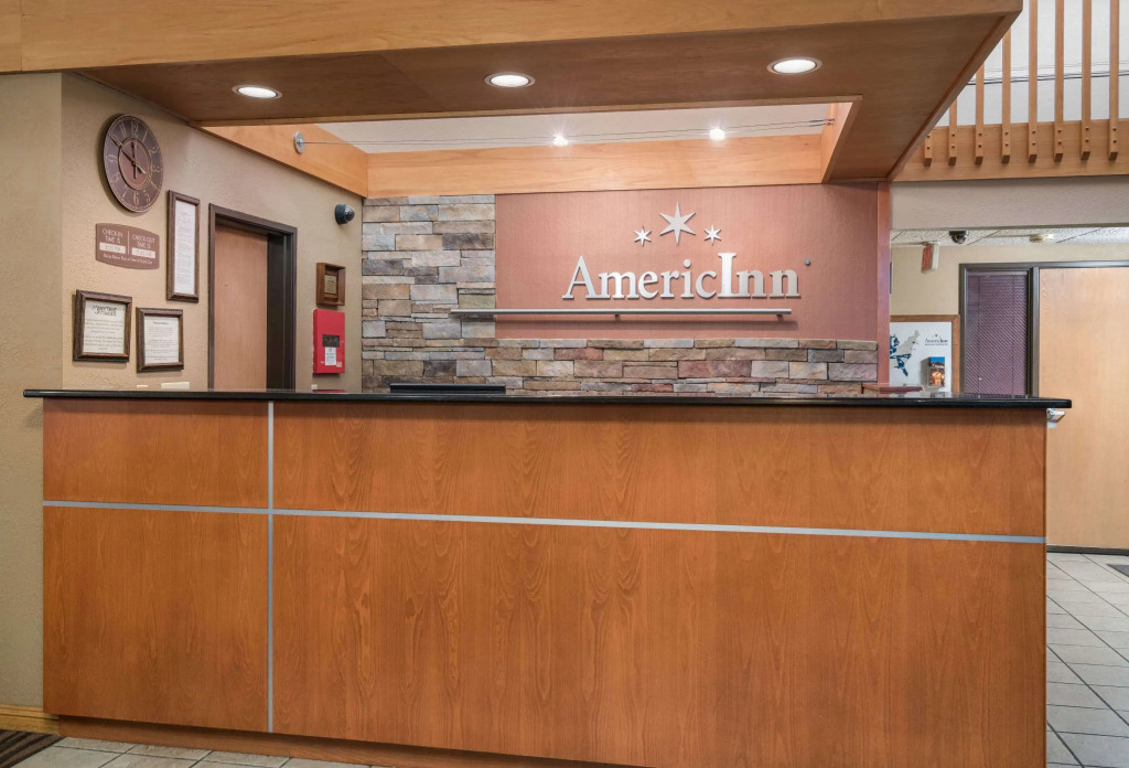 AmericInn by Wyndham Worthington