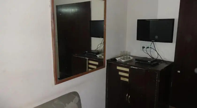 Priyanka Guest House