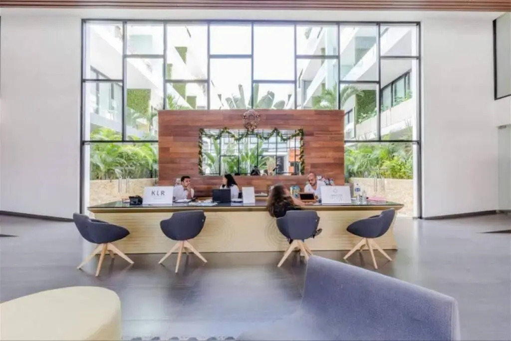 Entire Apartment, Excellent Location The City 1004