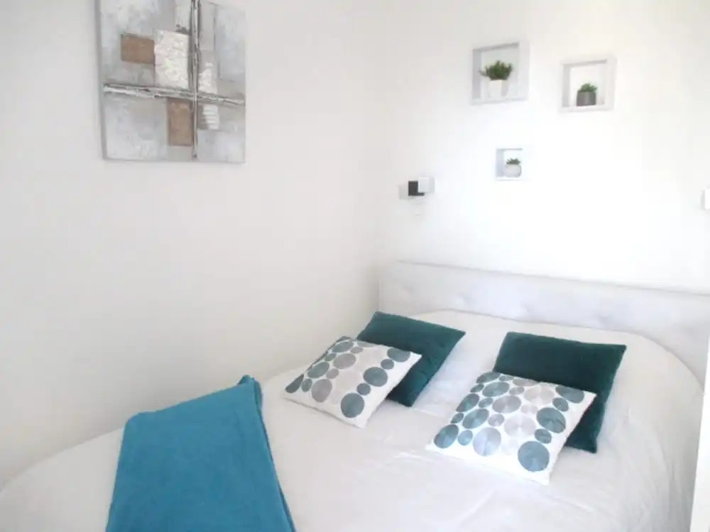 Studio In Antibes With Wonderful Sea View Enclosed Garden And Wifi 500 M From The Beach
