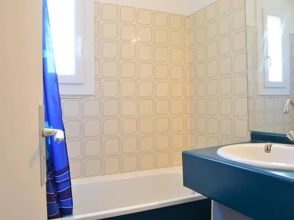 Appartement Cap d'Agde, 2 pièces, 4 personnes - FR-1-249-105