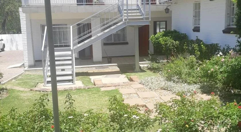 Mentor Guest house