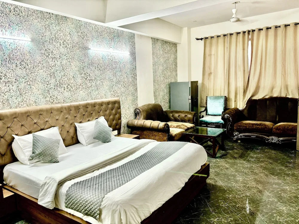 Hotel Pushpanjali