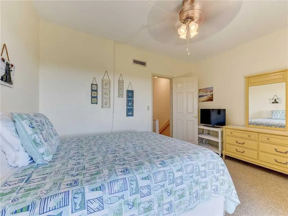 Island House E 225 - Two Bedroom Condo