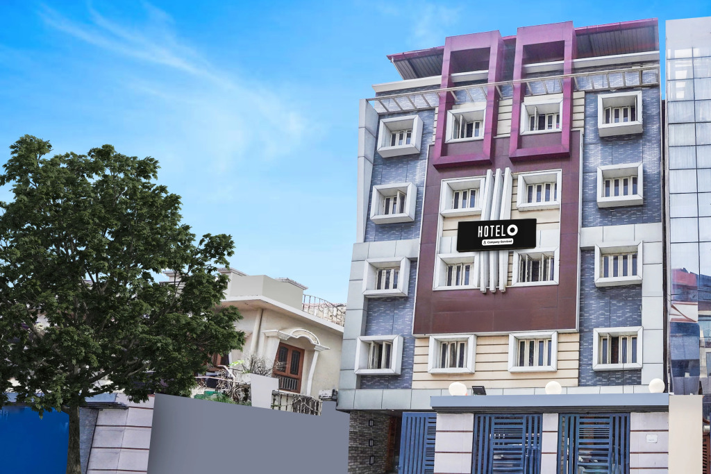 OYO Flagship 111 Canal Road