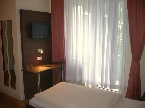 Hotel Ariana