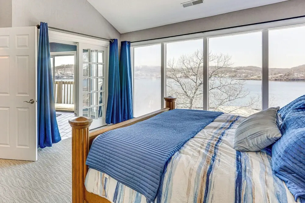 Boat, Swim & Enjoy Lake Views: Osage Beach Retreat