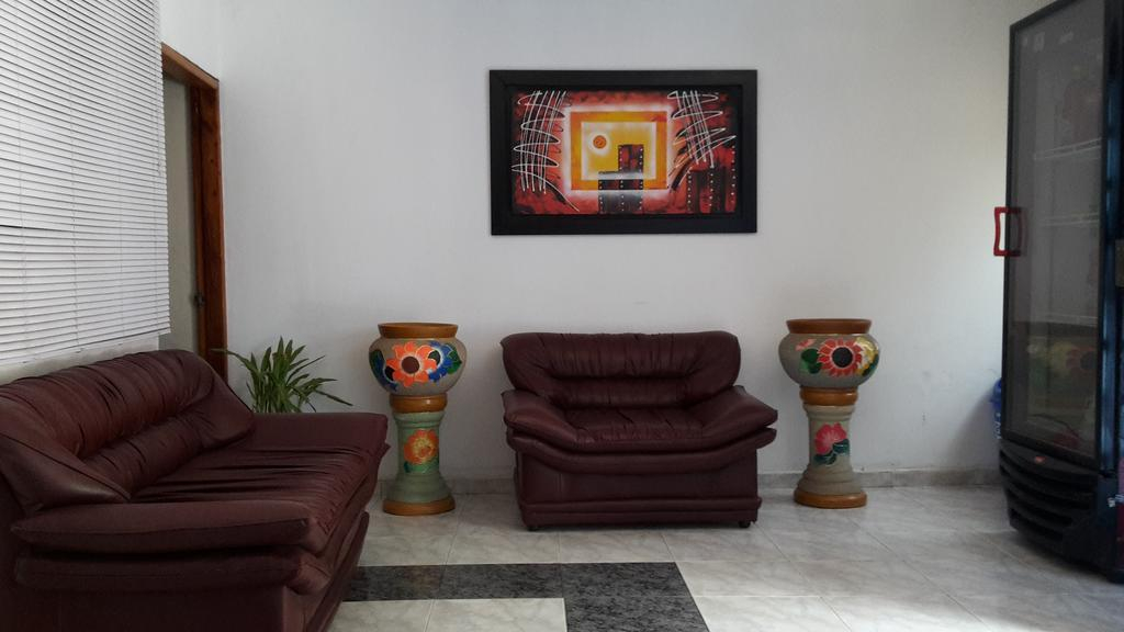 Hotel Media Luna santa marta