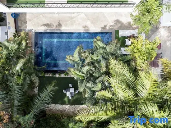 Pattaya Private 4-Bedrooms, 5-Bathrooms Pool Villa