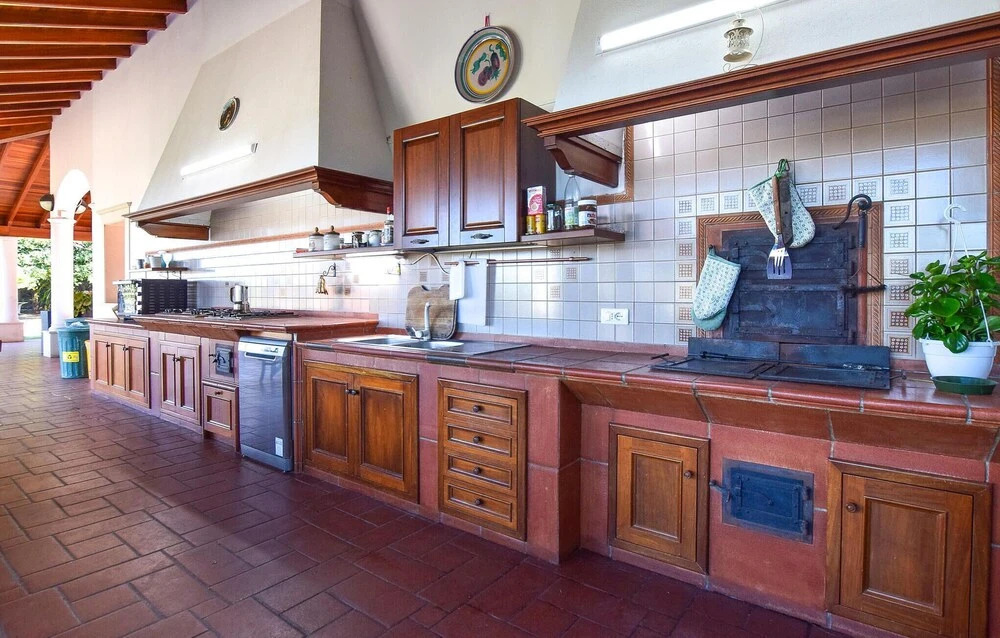 Awesome Home in Ispica With Wifi, Private Swimming Pool and Outdoor Swimming Pool