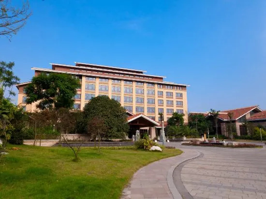 Xinjin Celebrity City Hotel