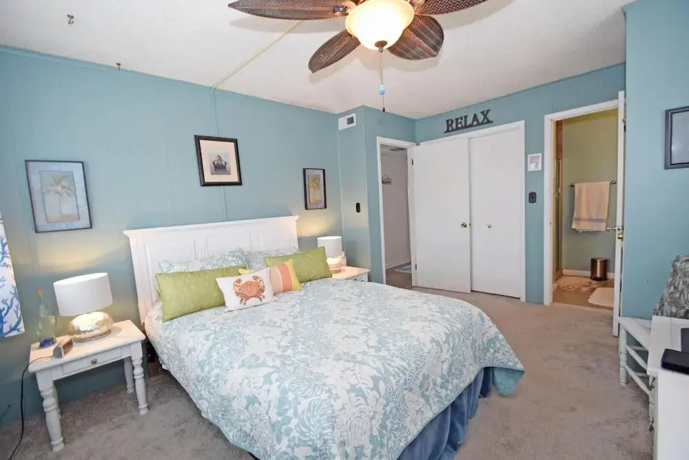 Bridgepoint Ii 201a 2 Bedroom Condo