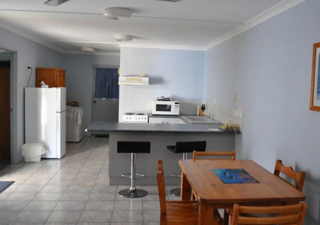 Palm Valley Motel & Self-contained Holiday Units