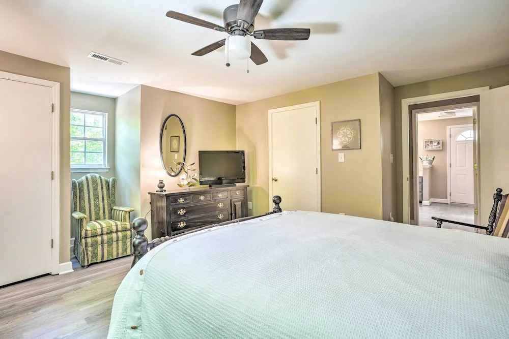 Secluded Chattanooga Getaway w/ Deck + Yard!