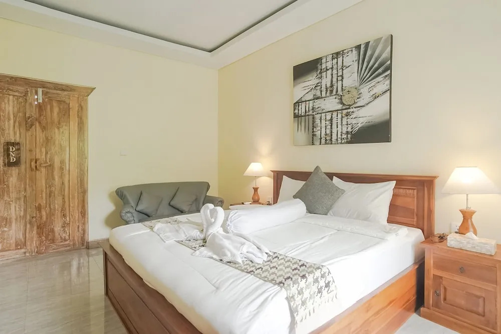 Giri Krisna Guest House