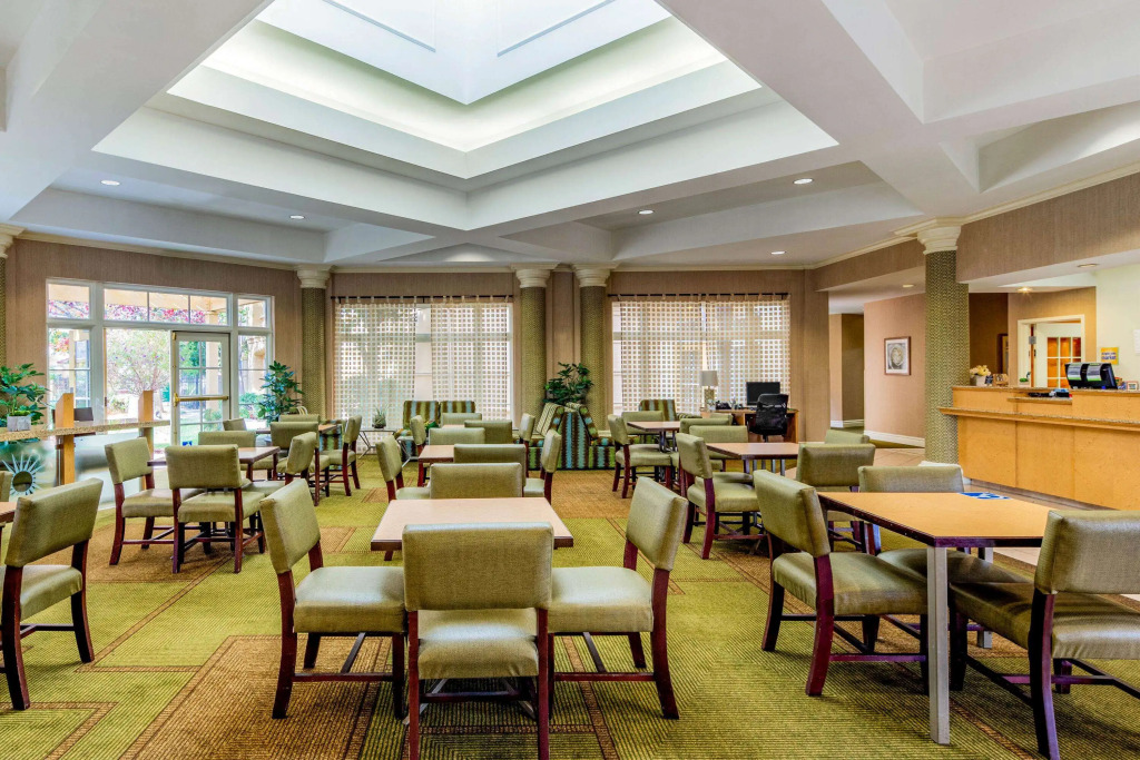 La Quinta Inn & Suites by Wyndham Fremont Silicon Valley