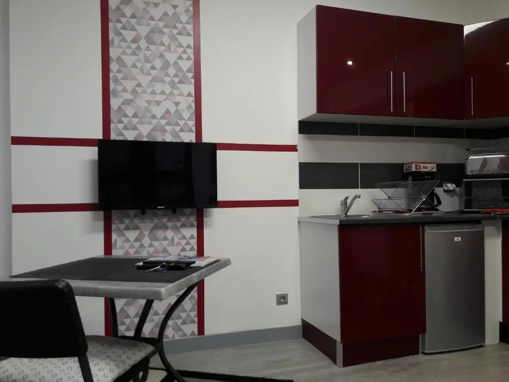 Appartement T1 Place De La Victoire