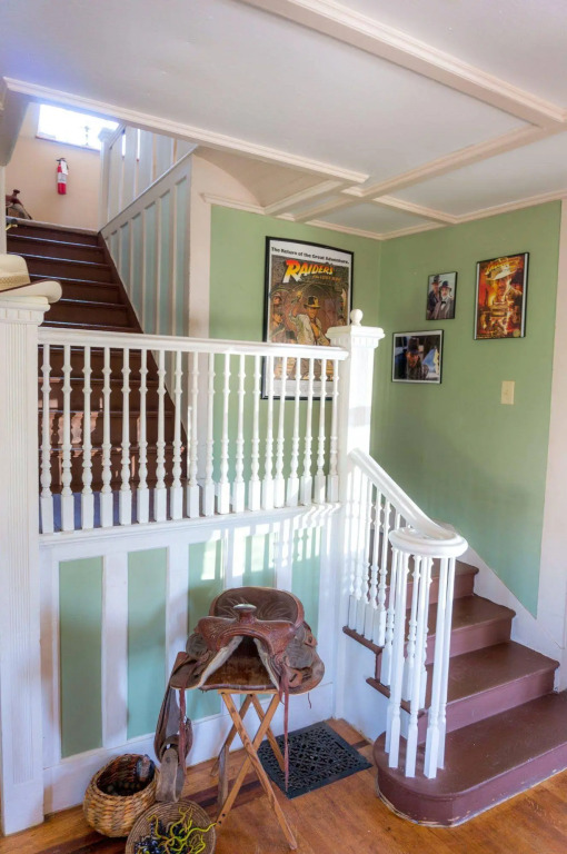 Indiana Jones Bed & Breakfast