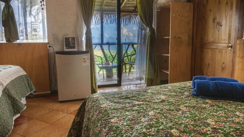 Cabaña Isla de Pascua Eco Hostal 1003