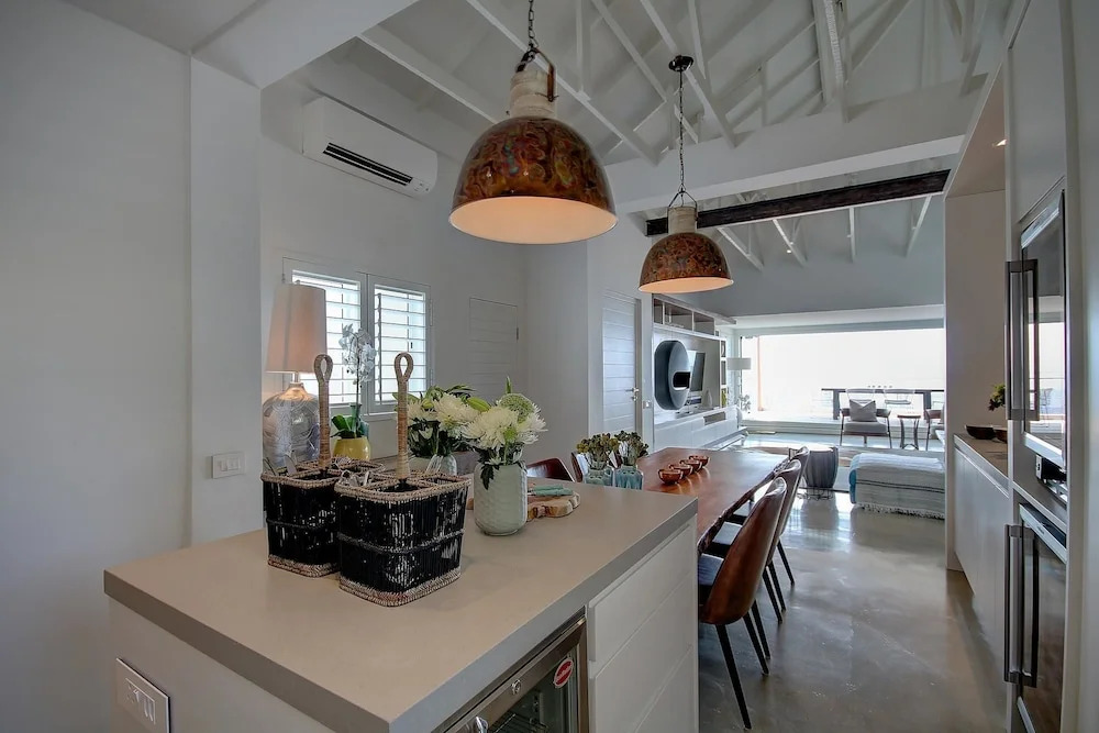 3 Degrees North Penthouse