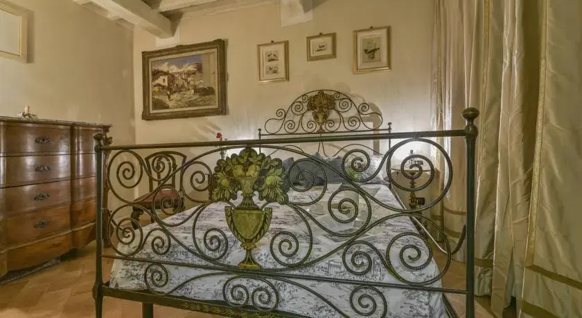 Epoque Halldis Apartment