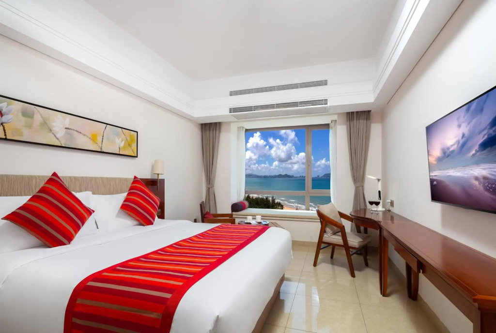Отель Sanya Seacube Holiday