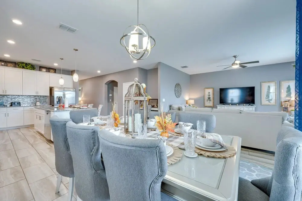 Chic Villa w/ Resort Perks ~ 10 Mi to Disney