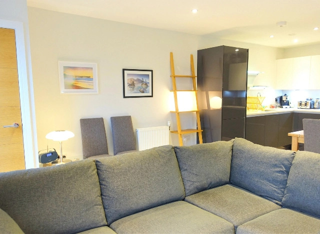 Teddington Two Beds by Vantage Apartments