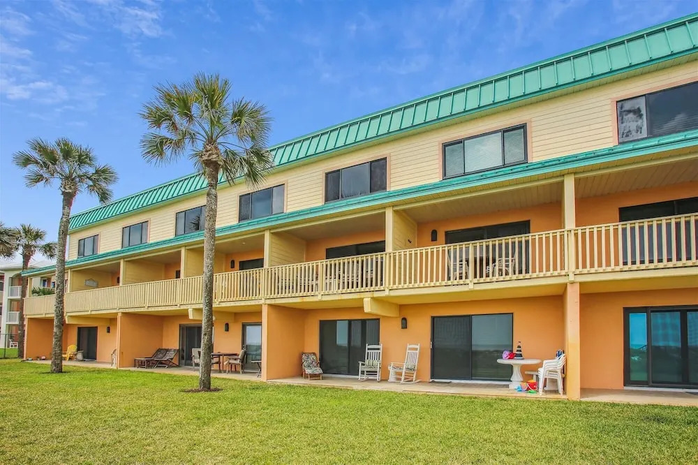 Oceanfront Bliss: Night of Lights Getaway!