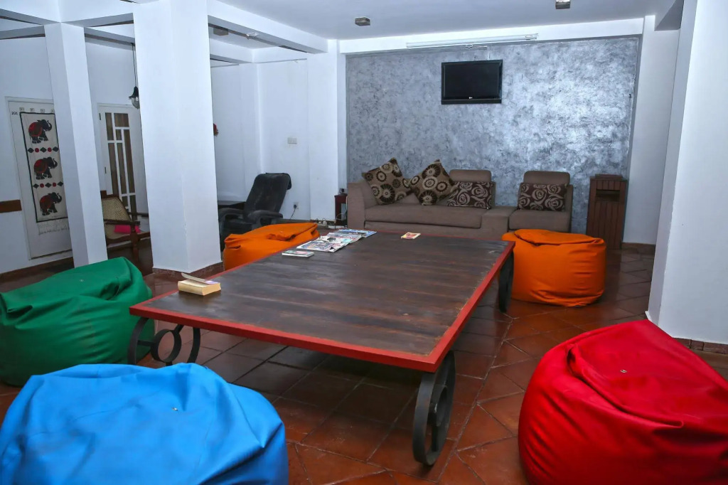 City Hub Hotel
