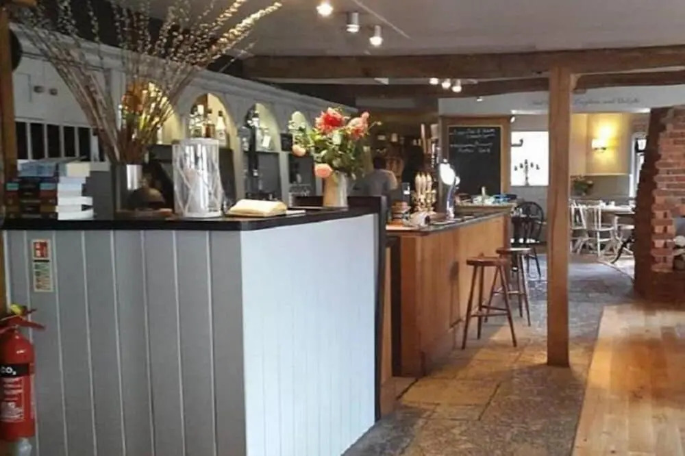 Devizes Inn
